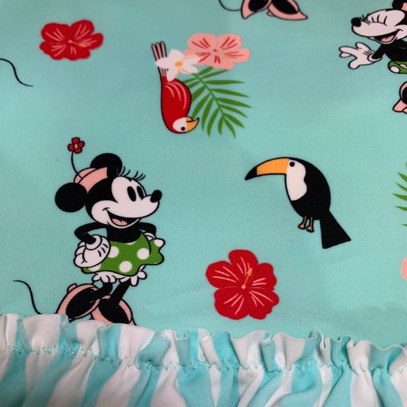 Hanna Andersson Disney Minnie Mouse Swimsuit - Picture 3 of 4